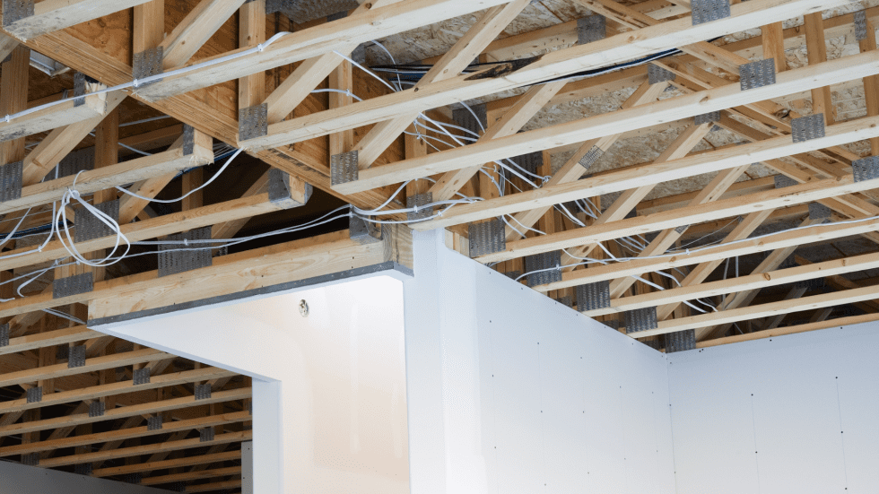Ceiling joists running horizontally